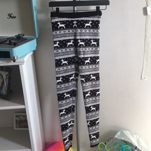 black and white reindeer leggings